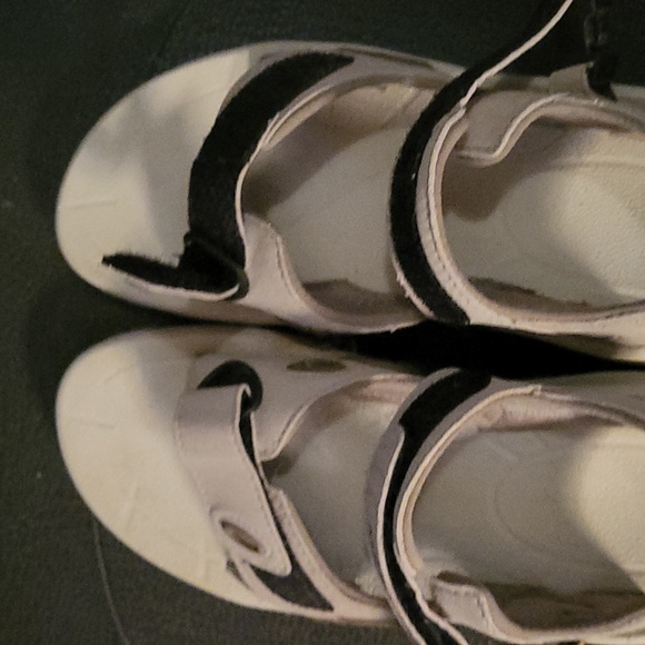 Merrell sandals - Picture 5 of 6